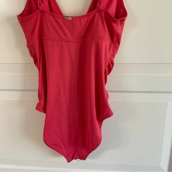 Calvin Klein ruched front v-neck one piece swimsuit 11516 - Picture 4 of 9